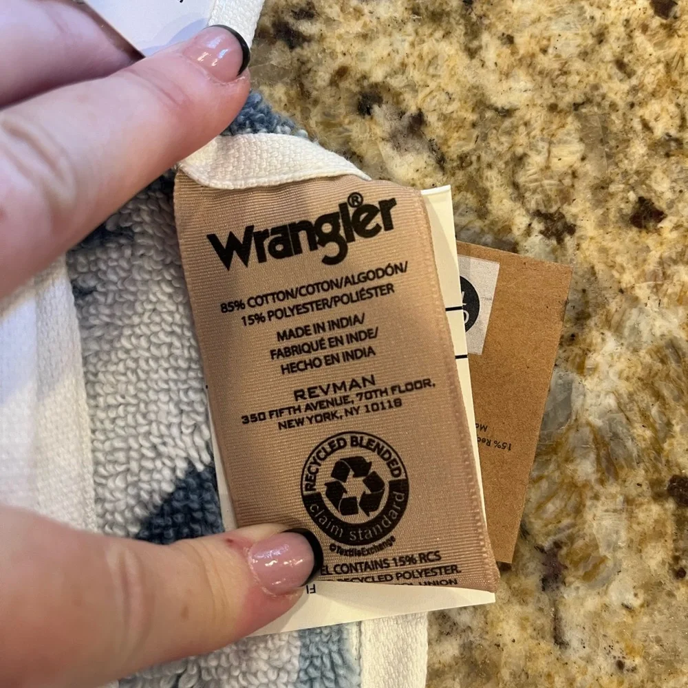 Wrangler Blue and White Quick Dry Bath and Hand Towel Set